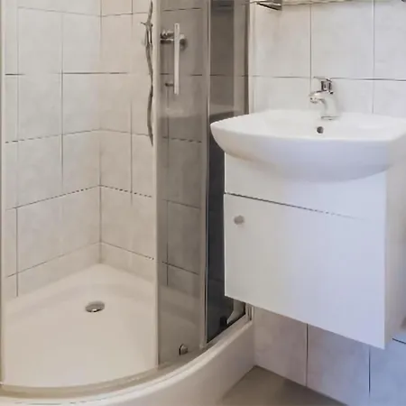 1 Bedroom Front In Chlapowo *