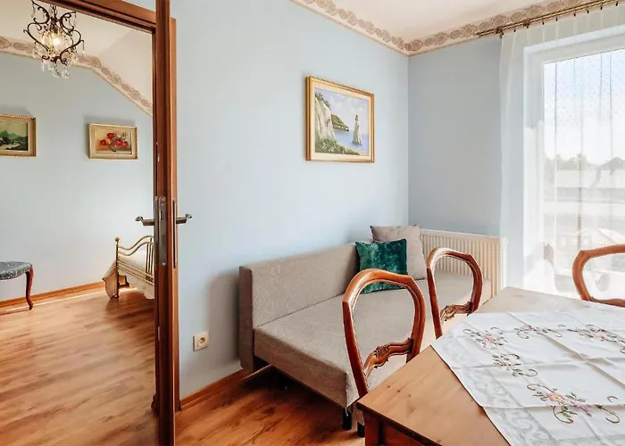 Awesome In Chlapowo With Wifi Lägenhet