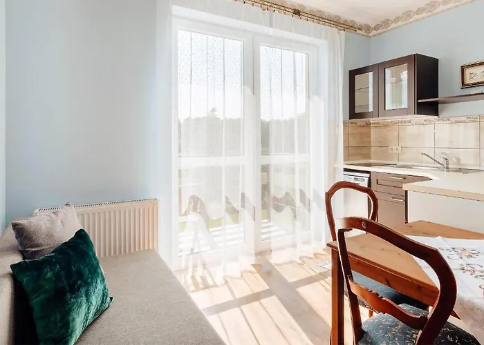 Lägenhet Awesome In Chlapowo With Wifi *